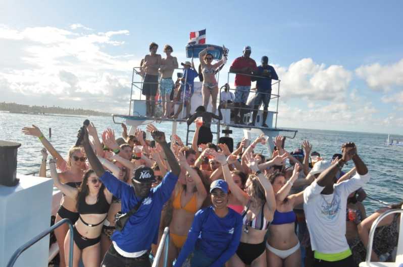 Punta Cana: Şnorkelle Dalma ile Sunset Party Boat